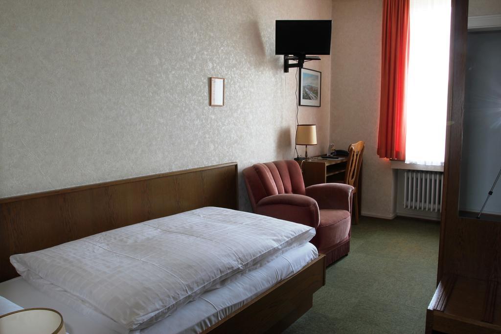 Hotel Restaurant Siegblick Siegburg Kamer foto